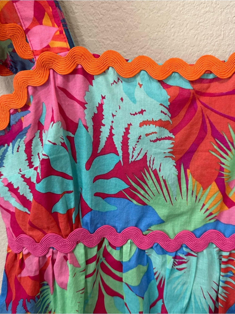 GREYLIN | Tropical Print Ruffle Tank Top with Ric Rac Size Small - Picture 4 of 12